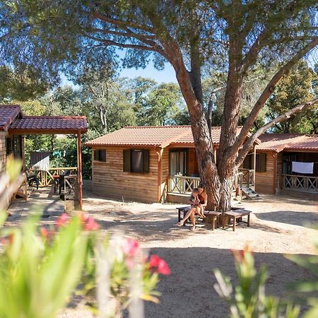 Feriendorf La Mora カルヴィ エクステリア 写真
